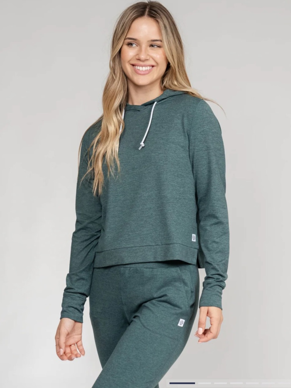Rhoback Women's Green Pullover Hoodie
